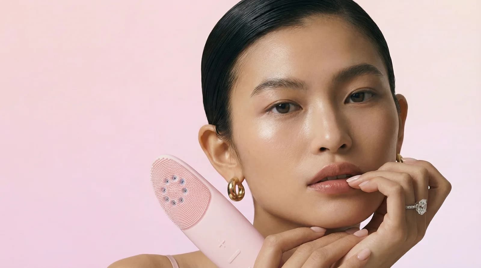 Yamaguchi. EMS Cleansing Brush visual 03